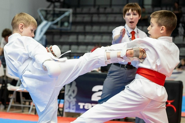 14-15 февраля наши воспитанники успешно выступили на Межрегиональном турнире по всестилевому каратэ!